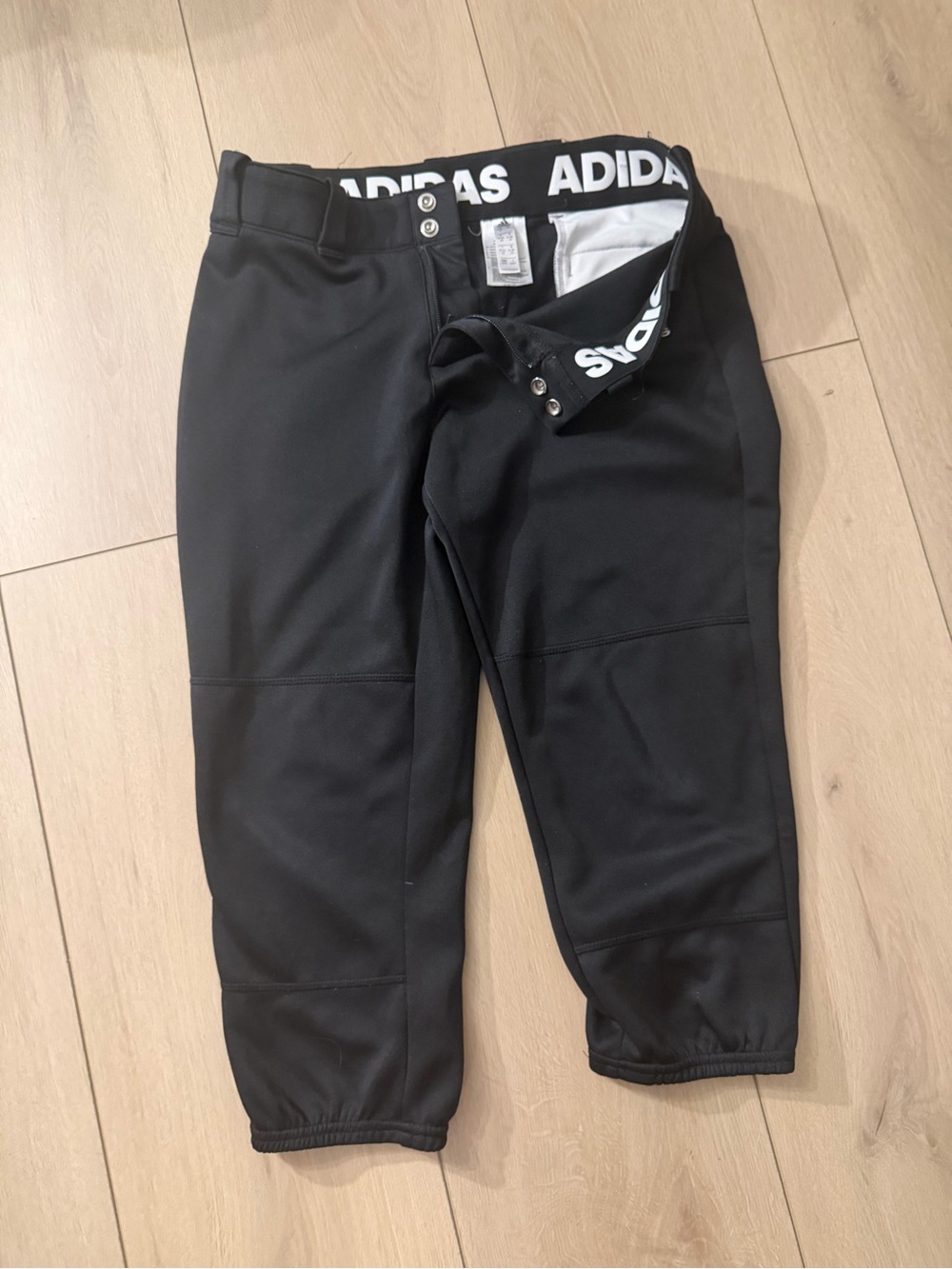 🥎 Adidas Women's Aeroready Fastpitch Softball Pants – Black Knicker Style